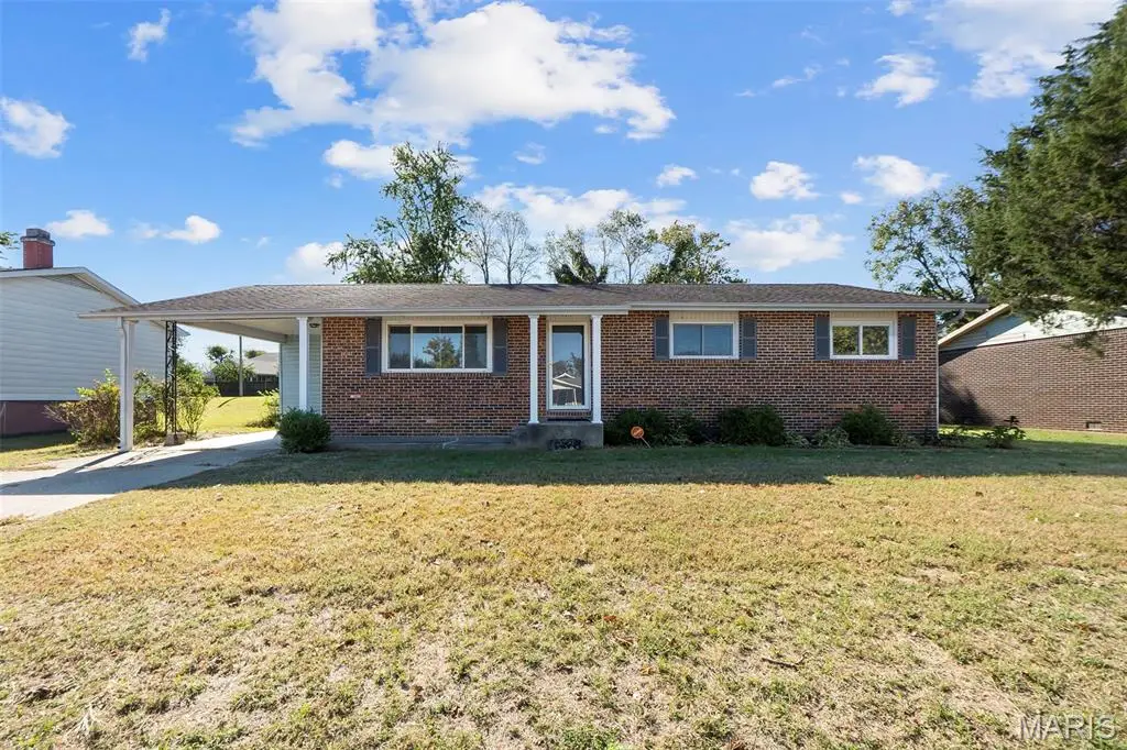 917 Cambridge, Sikeston, MO 63780 - #1