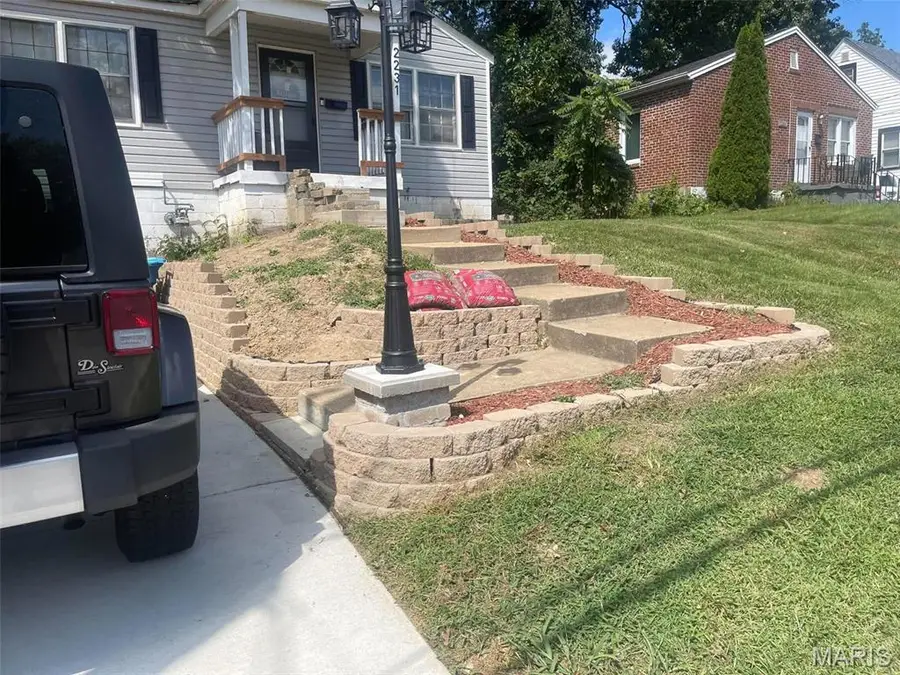 2231 Wallis Avenue, Overland, MO 63114 - #3