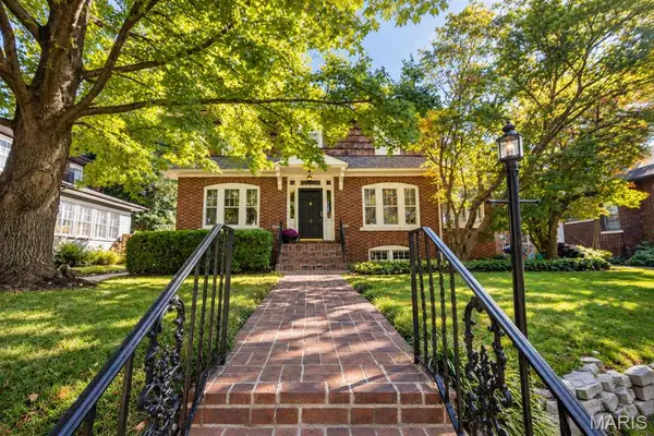 9 Glenview Drive, Belleview, IL 62223