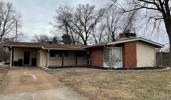 2200 Saint Catherine Street, Florissant, MO 63033