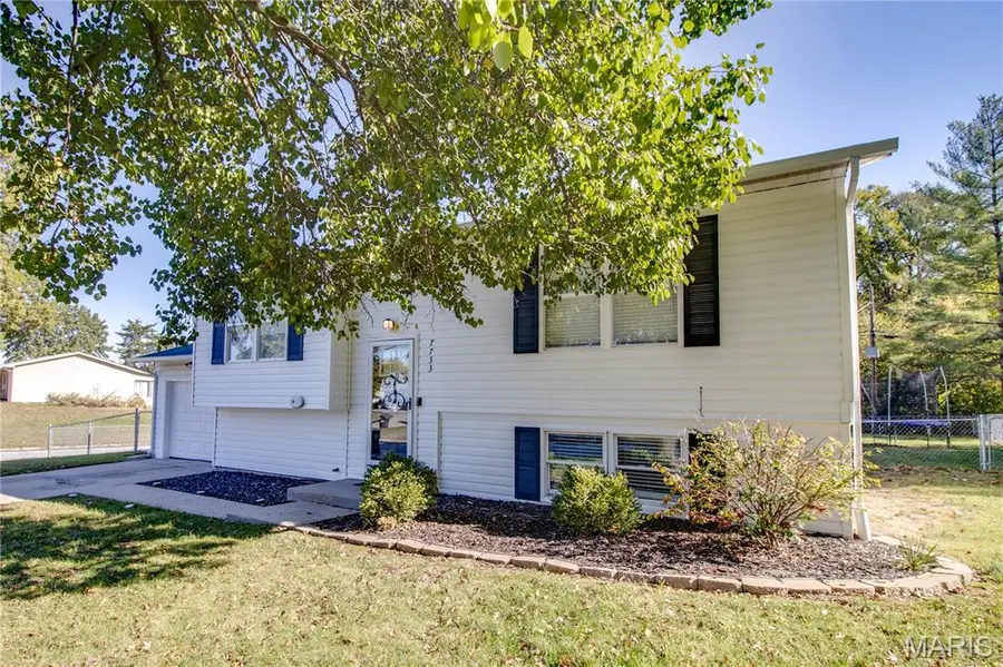 7733 Meadowlark Drive, Godfrey, IL 62035 - #3