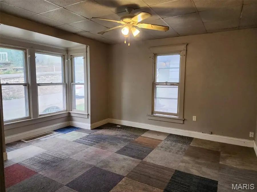1805 Grace Street, Hannibal, MO 63401 - #3