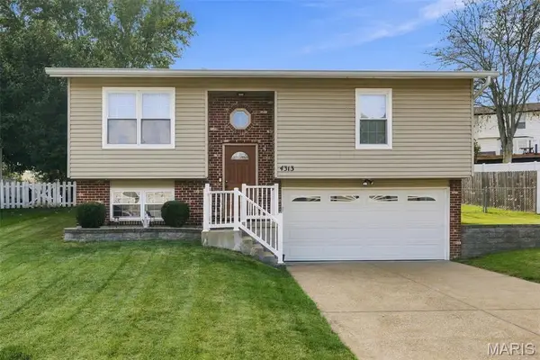 4313 Sunny Brook Court, Arnold, MO 63010