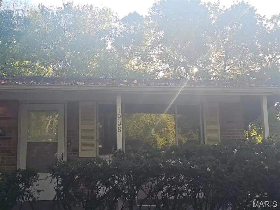 11908 Rio Grande Drive, Saint Louis, MO 63138 - #3