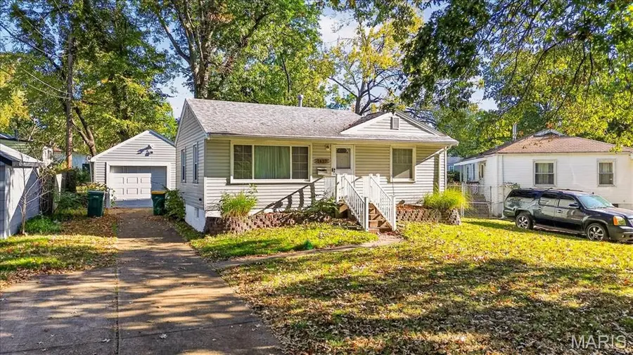 7427 Balfour Drive, Saint Louis, MO 63133 - #3