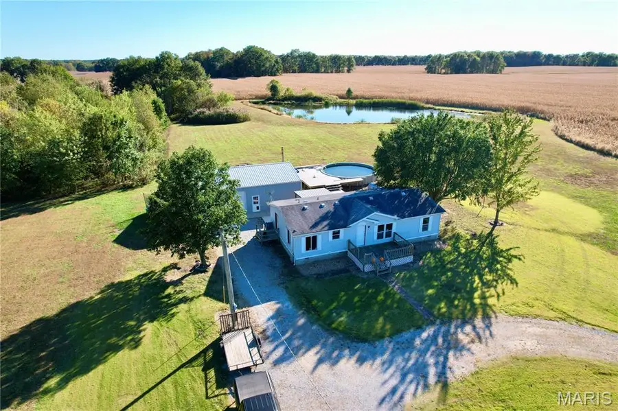 16669 E Baseline Road, Texico, IL 62889 - #2