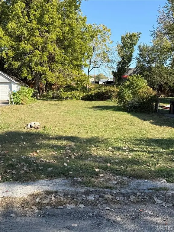 3322 Marvin Avenue, Breckenridge Hills, MO 63114 - #2