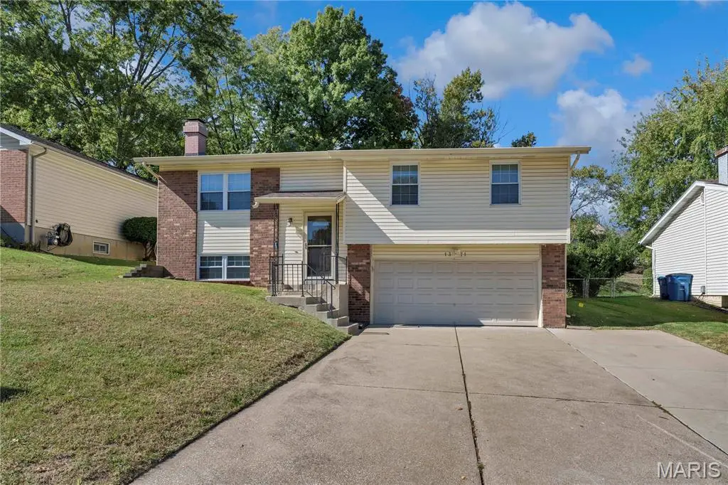 1371 Mckelvey Road, Maryland Heights, MO 63043 - #1