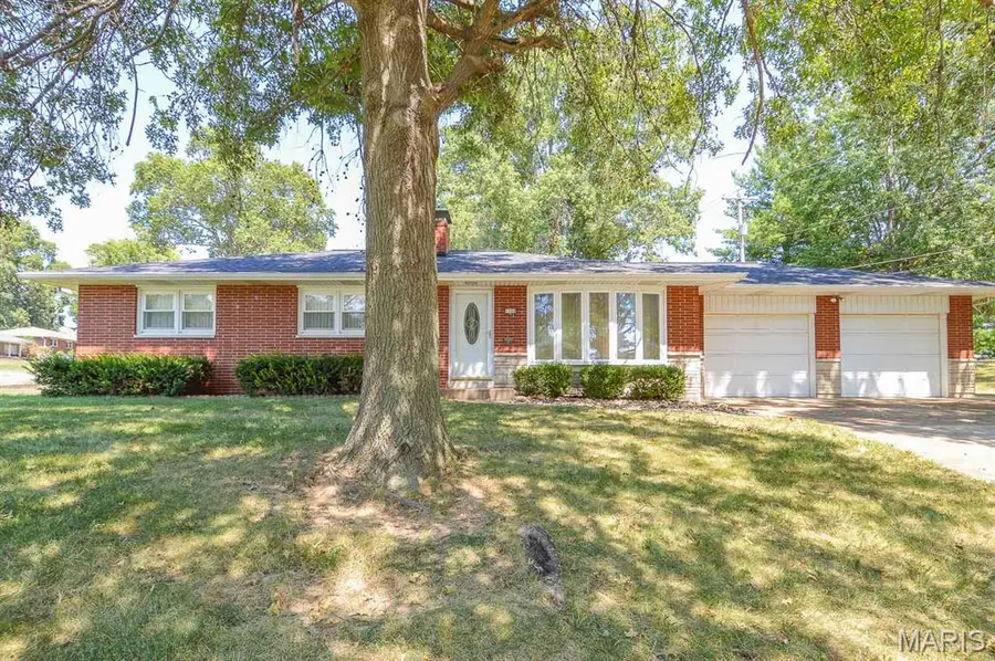 1244 N Evergreen Lane, Columbia, IL 62236 - #2