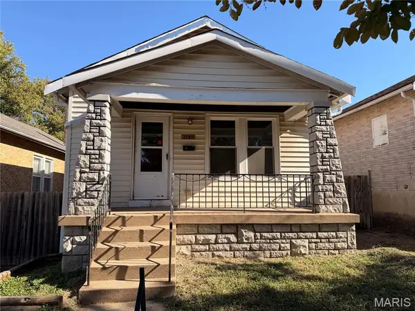 3747 Neosho Street, St Louis, MO 63116