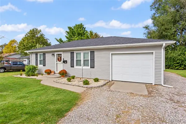 111 Roberts Street, Jerseyville, IL 62052