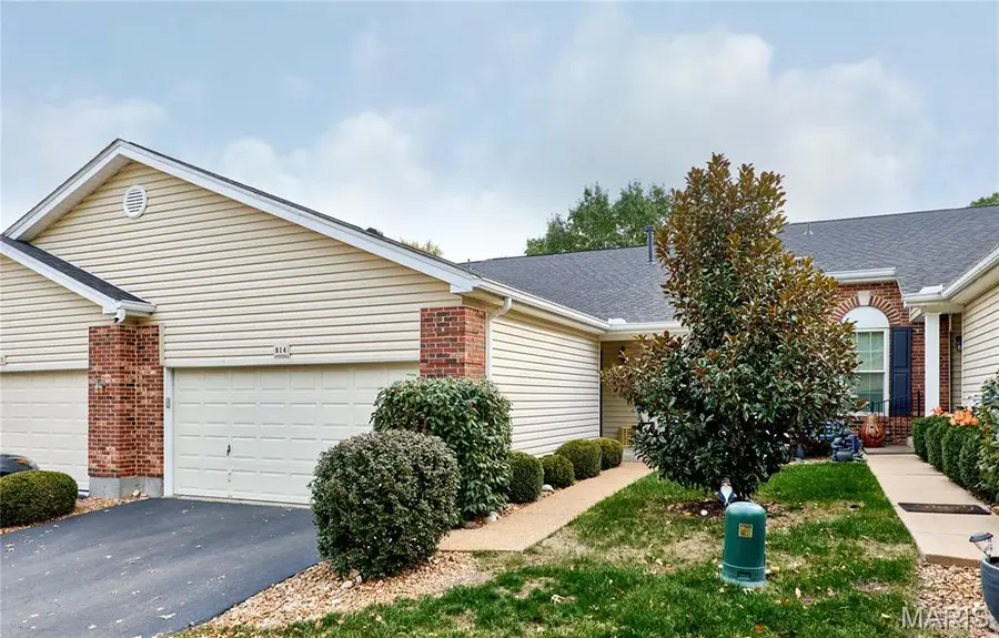 814 Woodside Trails Drive, Ballwin, MO 63021 - #2