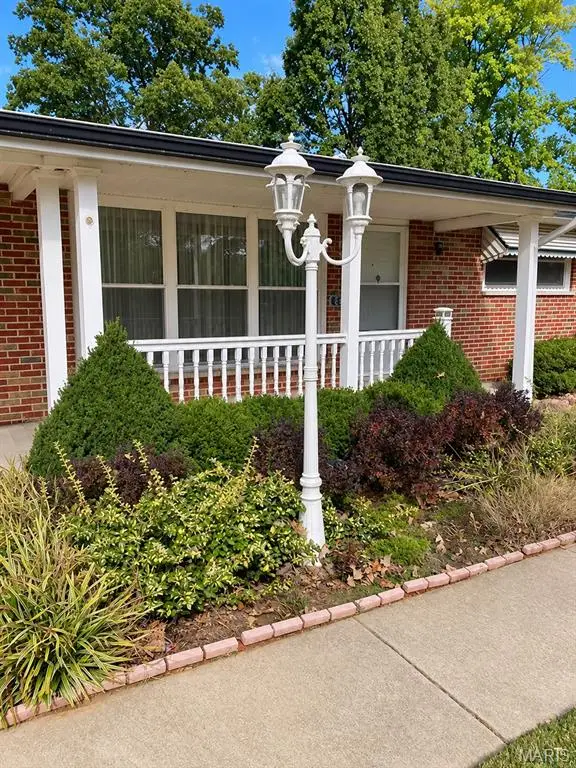 615 Fox Creek Court, Crestwood, MO 63126 - #2