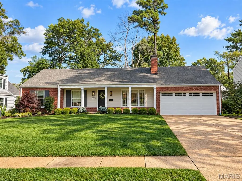 635 Windrush Drive, Kirkwood, MO 63122 - #1