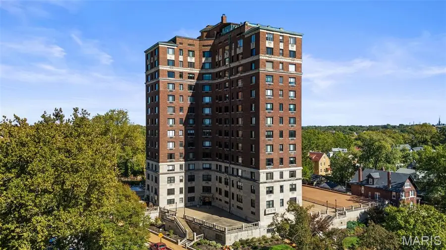 410 N Newstead Avenue #3E, Saint Louis, MO 63108 - #2