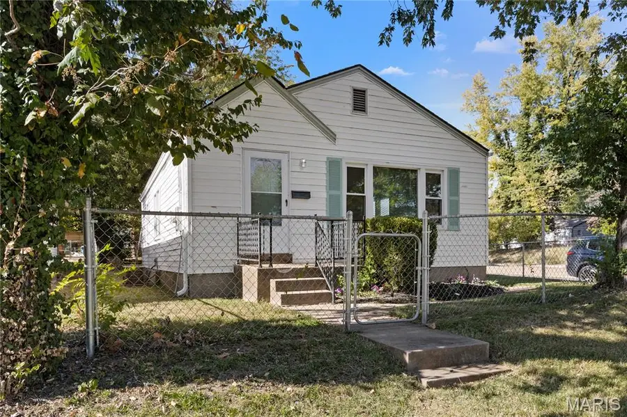 5479 Hamilton Avenue, Saint Louis, MO 63136 - #3