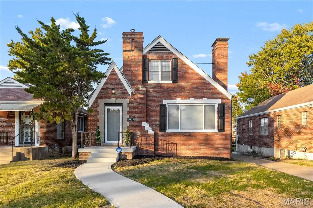1615 Veronica Avenue, Saint Louis, MO 63147 - #1