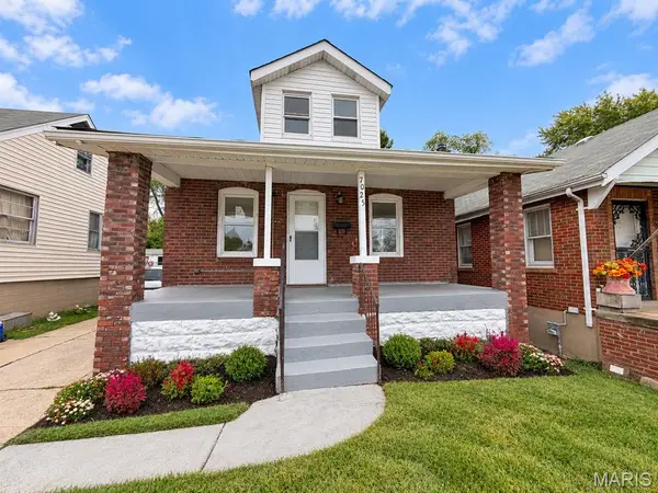 7025 Woodrow Avenue, Normandy, MO 63121