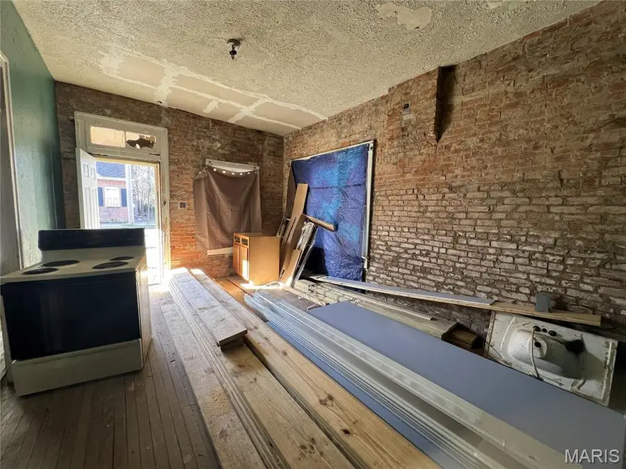 32 N Ellis Street, Cape Girardeau, MO 63701 - #3