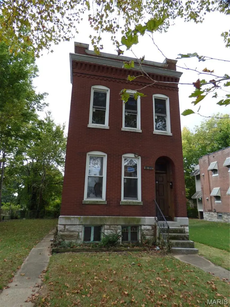 1028 Theobald Avenue, Saint Louis, MO 63147 - #1