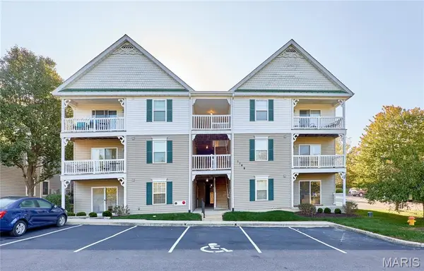1149 Arbor Creek Drive #1A, St Louis, MO 63122