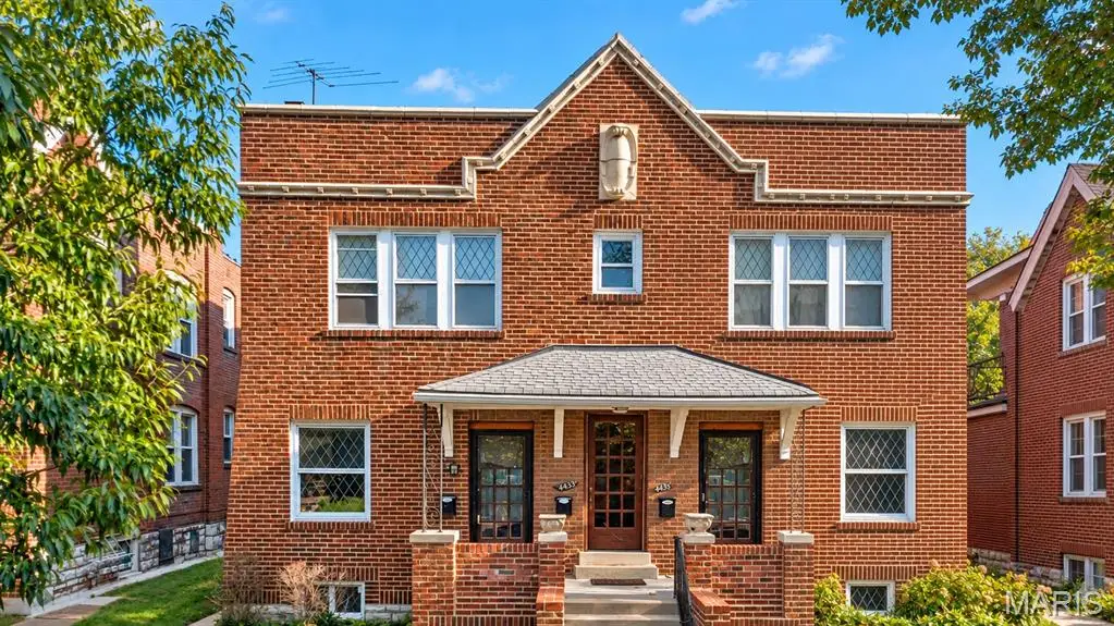 4453 Russell Boulevard, Saint Louis, MO 63110 - #1