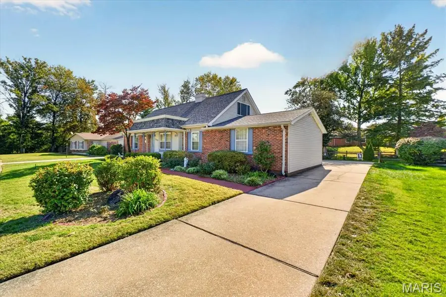 3650 Birchbark Drive, Florissant, MO 63033 - #2