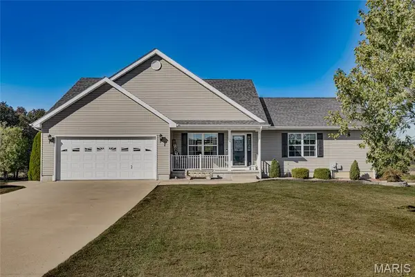 304 Ridgewood Court, Farmington, MO 63640