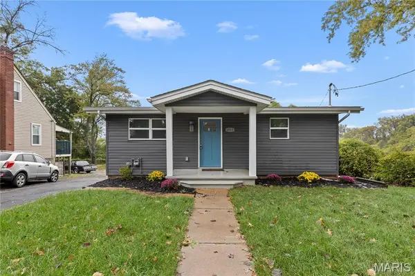2913 Glade Avenue, St Louis, MO 63136