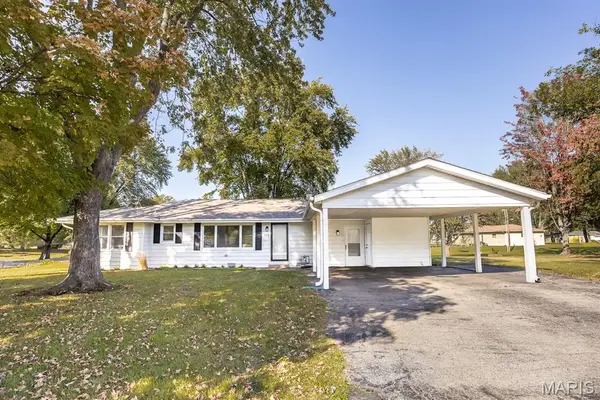 209 Linda Drive, Fairview Heights, IL 62208
