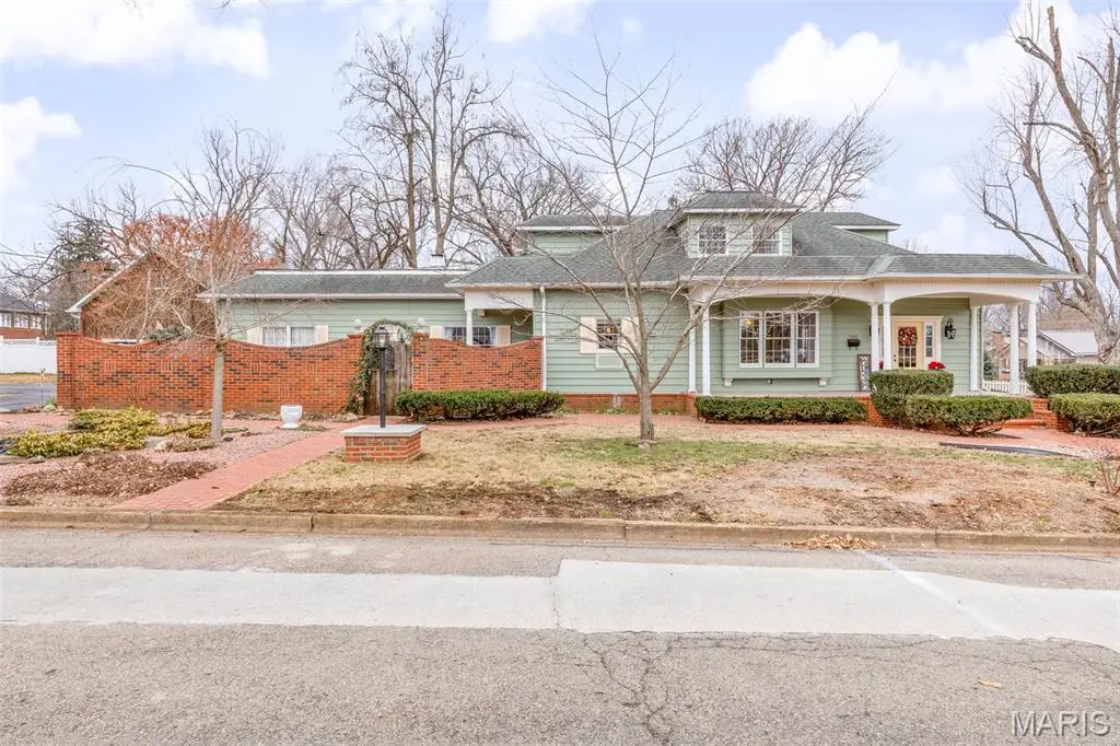 702 Dewey Avenue, Farmington, MO 63640 - #1