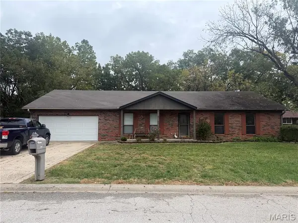 312 Flagstone Drive, Belleville, IL 62221