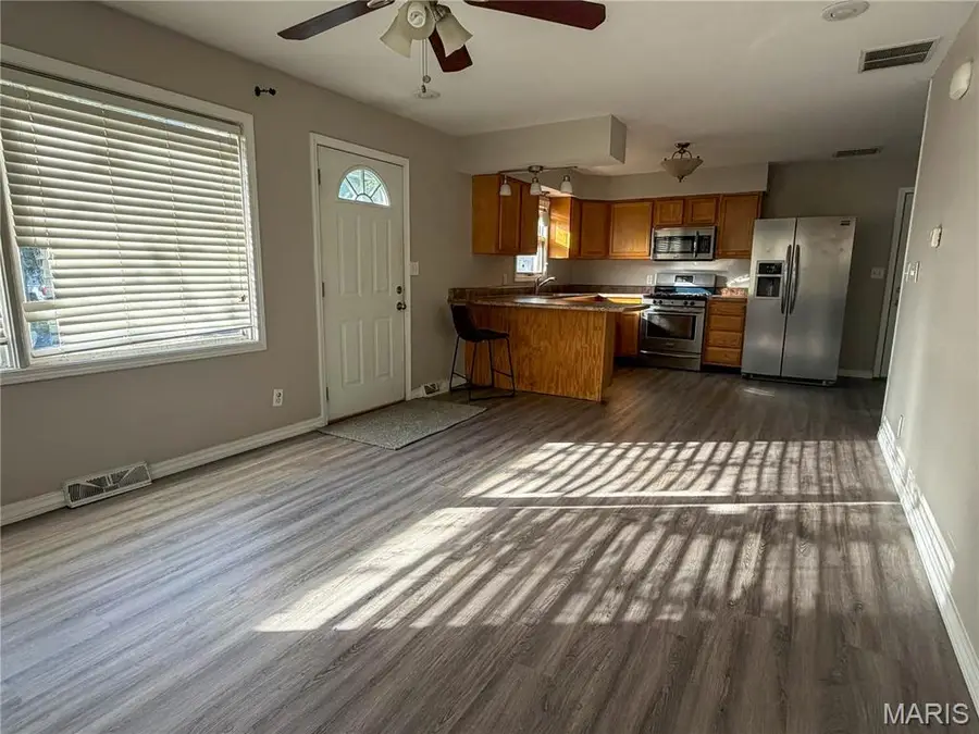 832 S Franklin Street, Litchfield, IL 62056 - #3