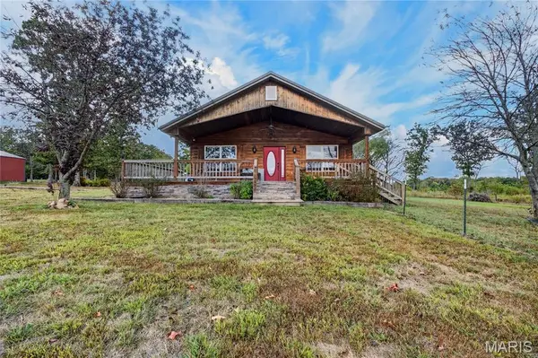 22851 Mcclurg Drive, Lebanon, MO 65536