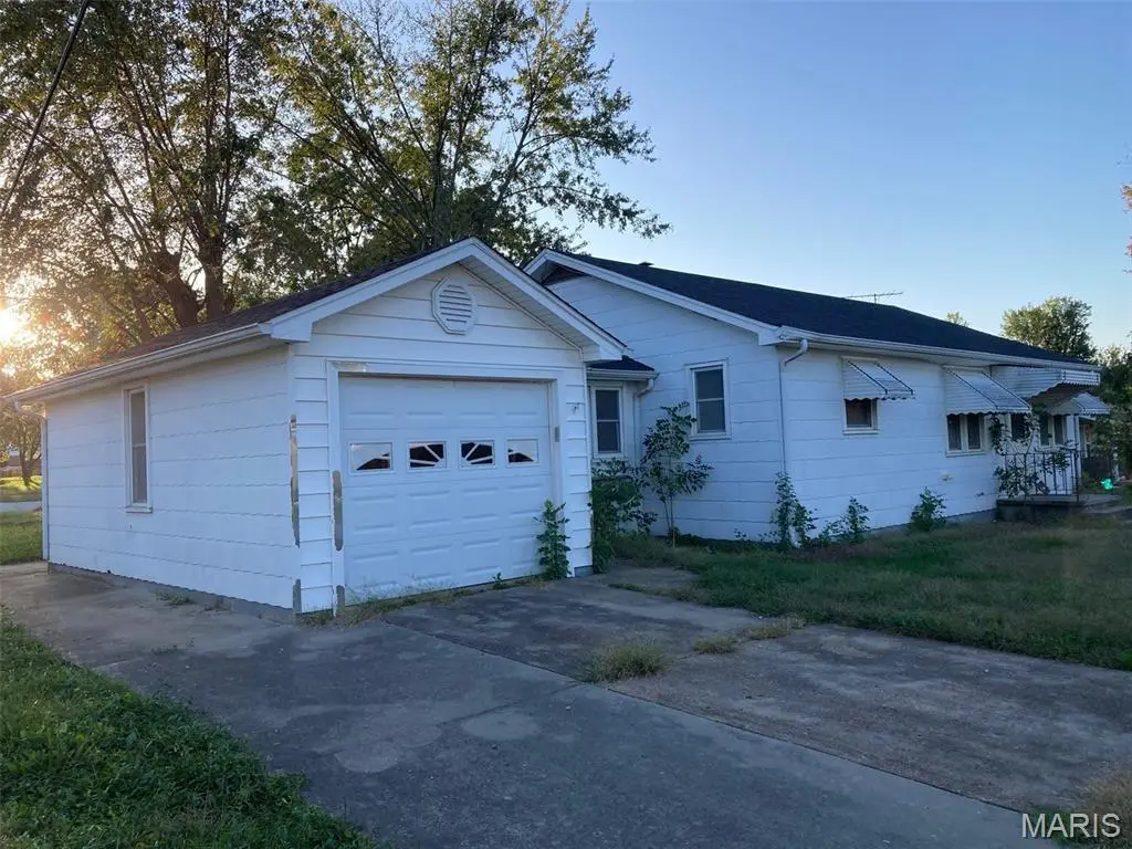 322 S Gravois Avenue, Tipton, MO 65081 - #1