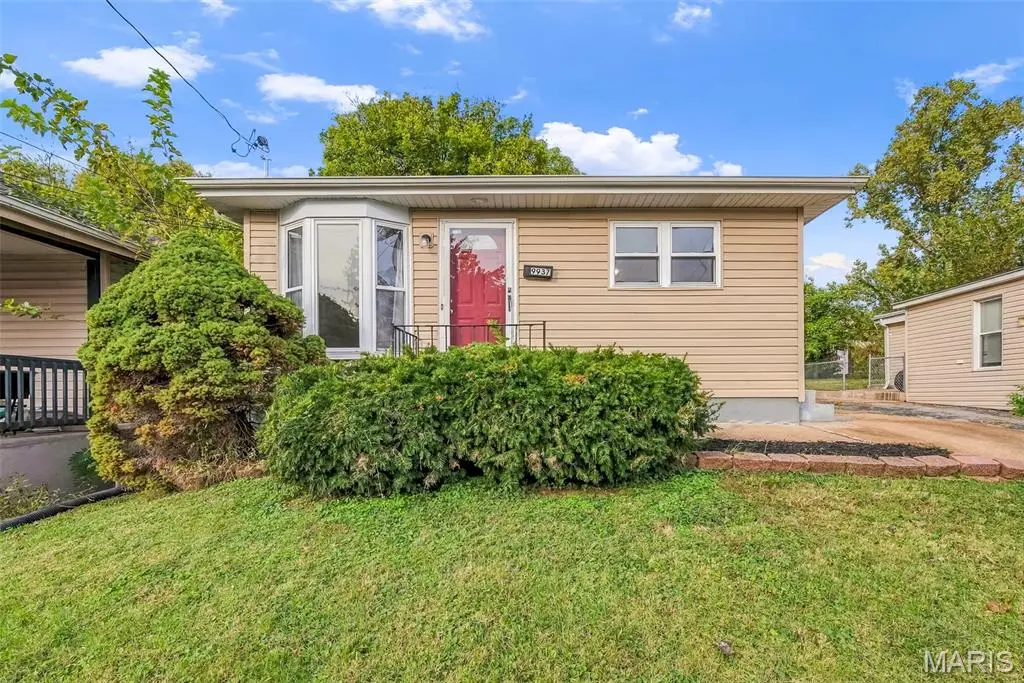 9937 Brook Avenue, Saint Louis, MO 63125 - #1