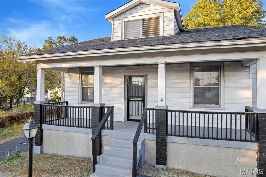 151 W Holden Avenue, Saint Louis, MO 63125 - #3