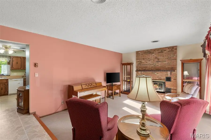1115 E 1st Street, Washington, MO 63090 - #3