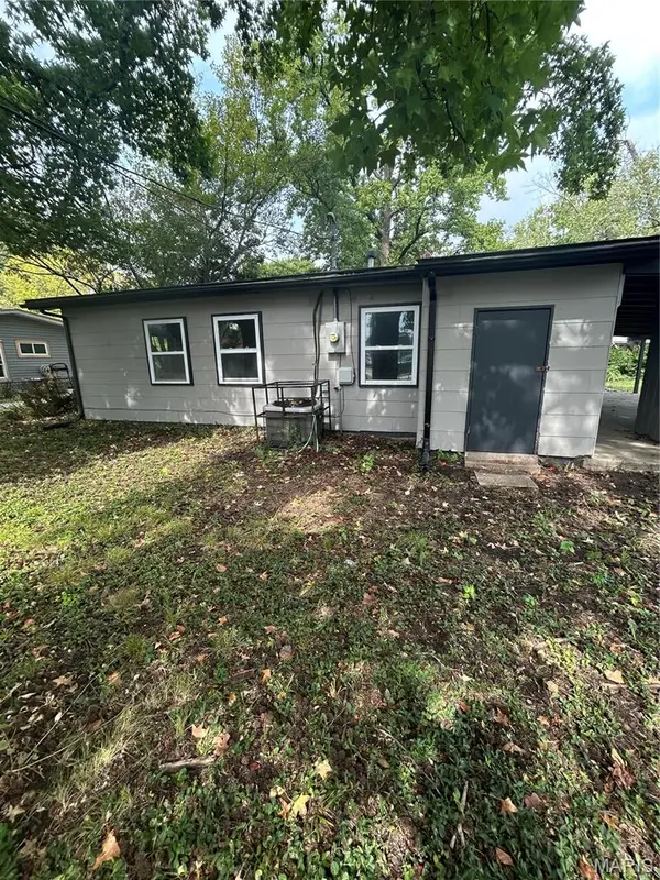 310 Saint Kevin Street, Cahokia, IL 62206