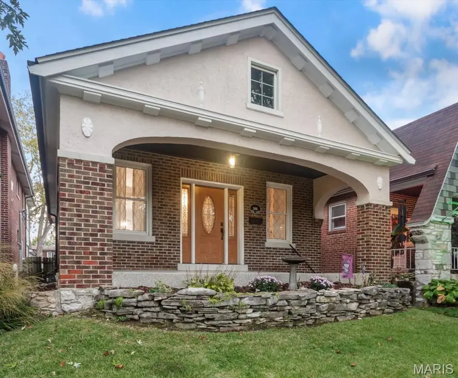 5916 Leona Street, Saint Louis, MO 63116 - #3