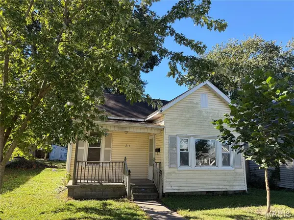 216 Cook Avenue, Chaffee, MO 63740