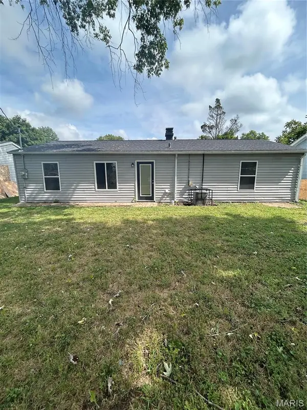 39 Westwood Drive, Cahokia, IL 62206