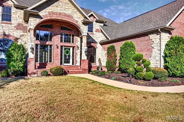 2421 Candlebark Lane, Lebanon, MO 65536