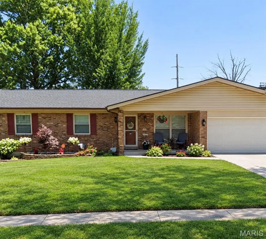 11729 Parish Drive, Bridgeton, MO 63044 - #1