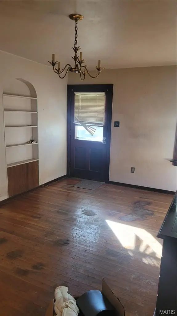 1124 N Franklin Street, Litchfield, IL 62056 - #3
