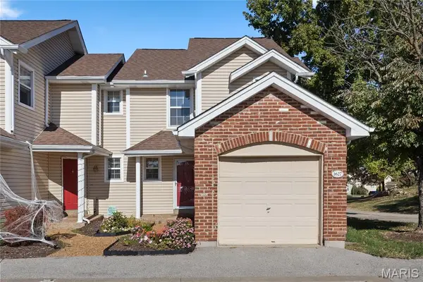 1627 Mount Vernon Drive #5, St Charles, MO 63303