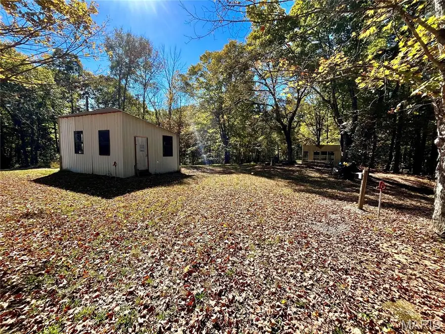 1 Bassett Road, Monroe, IL 62959 - #3