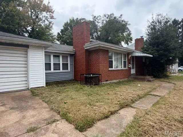 333 S Elizabeth Avenue, Ferguson, MO 63135 - #2