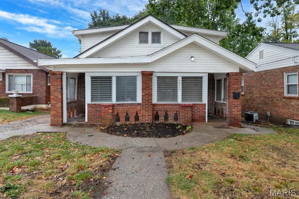 9022 Midland Boulevard, Overland, MO 63114 - #1