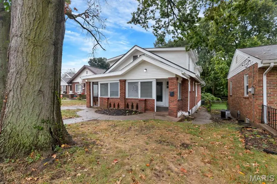 9022 Midland Boulevard, Overland, MO 63114 - #2